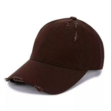 将图片加载到图库查看器，‌Customizable Baseball Caps for Your Unique Style‌